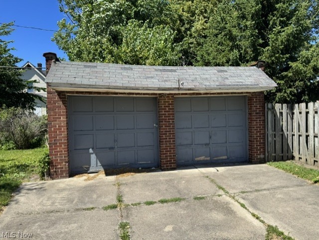 19205 Arrowhead Avenue Cleveland OH 44119