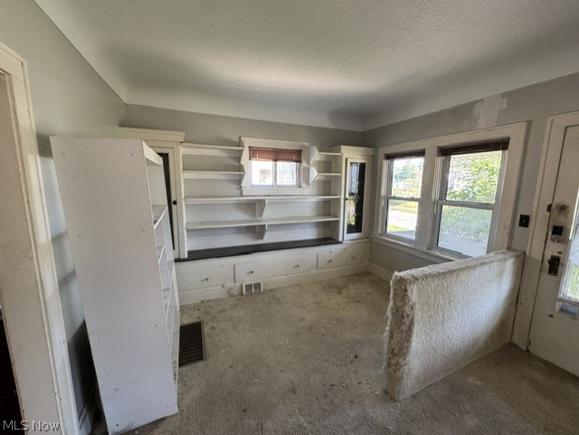 19205 Arrowhead Avenue Cleveland OH 44119