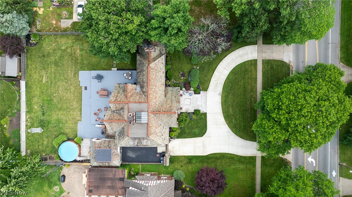10416 Lake Avenue Cleveland OH 44102
