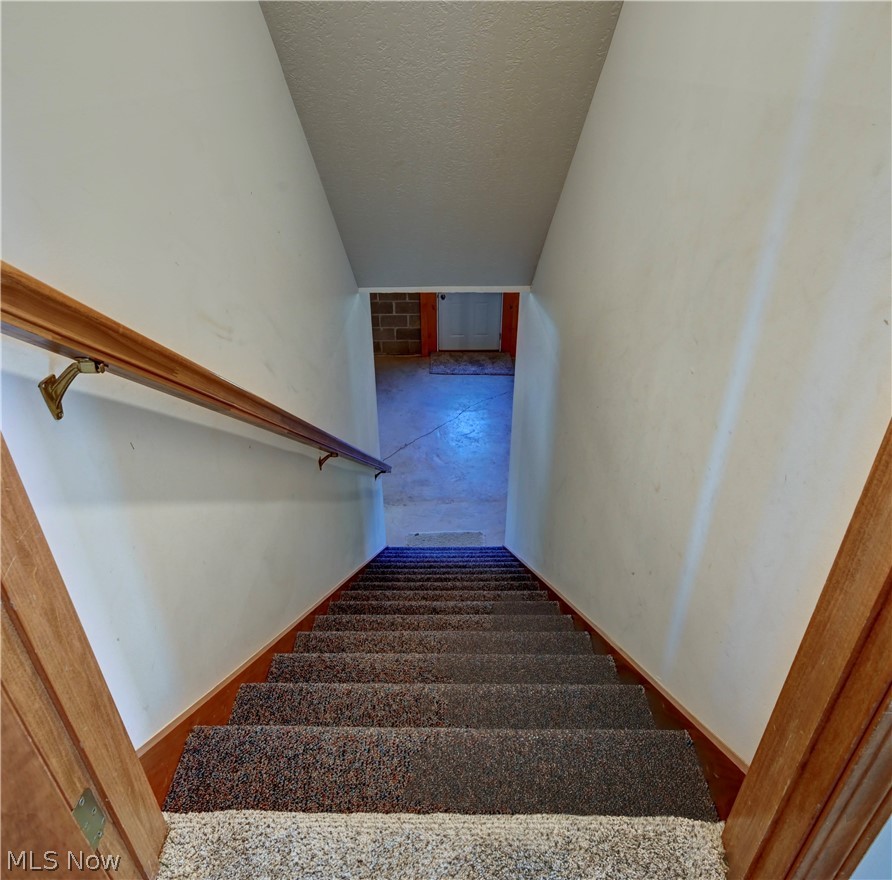 29100 Flat Run Road Danville OH 43014