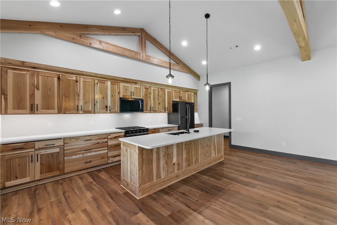 2085 Belfort Avenue Louisville OH 44641