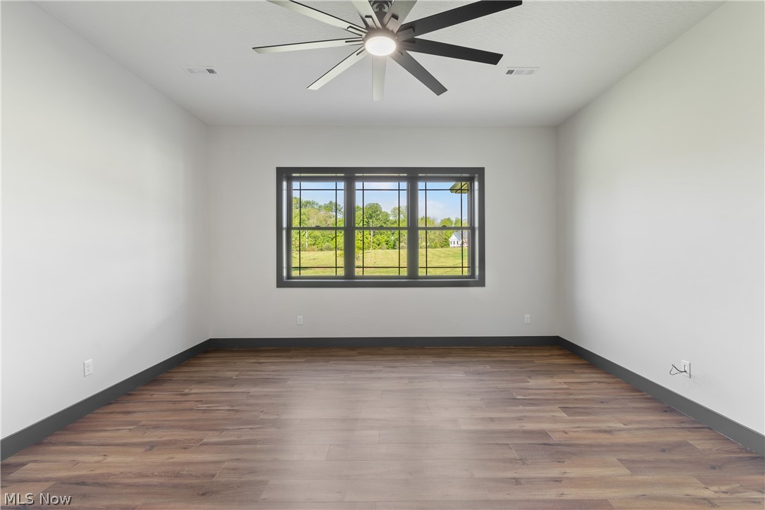 2085 Belfort Avenue Louisville OH 44641