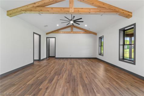 2085 Belfort Avenue Louisville OH 44641