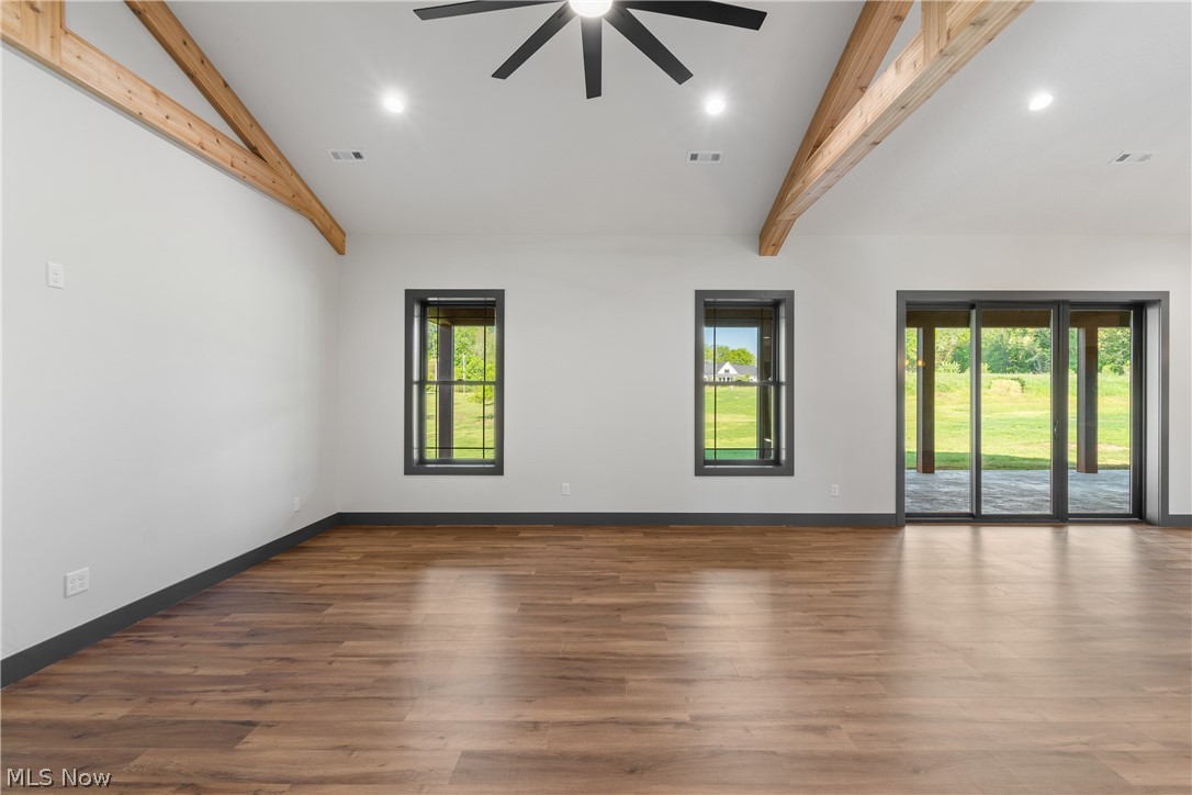 2085 Belfort Avenue Louisville OH 44641