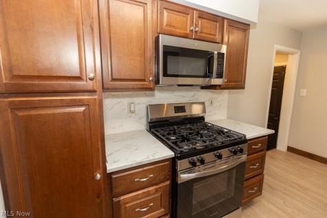 11391 Ronald Drive Parma OH 44130