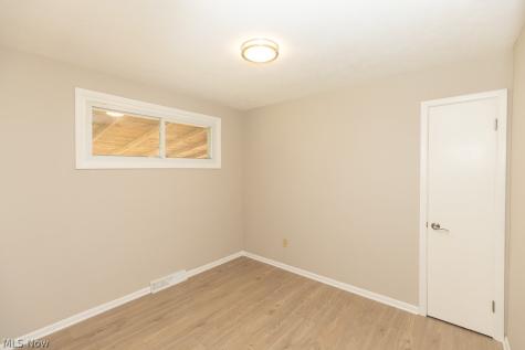 11391 Ronald Drive Parma OH 44130