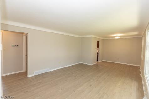 11391 Ronald Drive Parma OH 44130