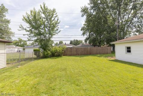 11391 Ronald Drive Parma OH 44130