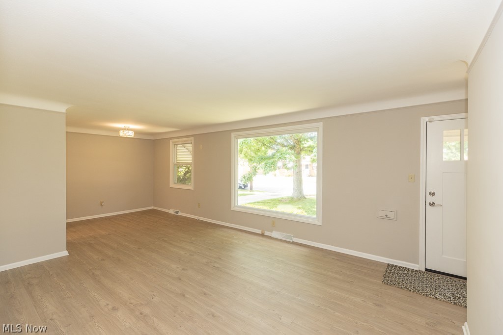 11391 Ronald Drive Parma OH 44130