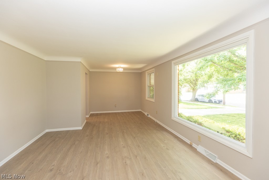 11391 Ronald Drive Parma OH 44130