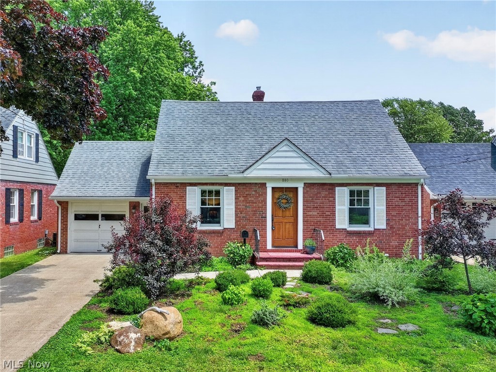 880 Sandusky Street Conneaut OH 44030