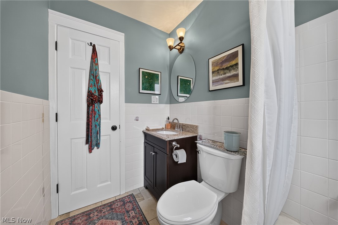 880 Sandusky Street Conneaut OH 44030