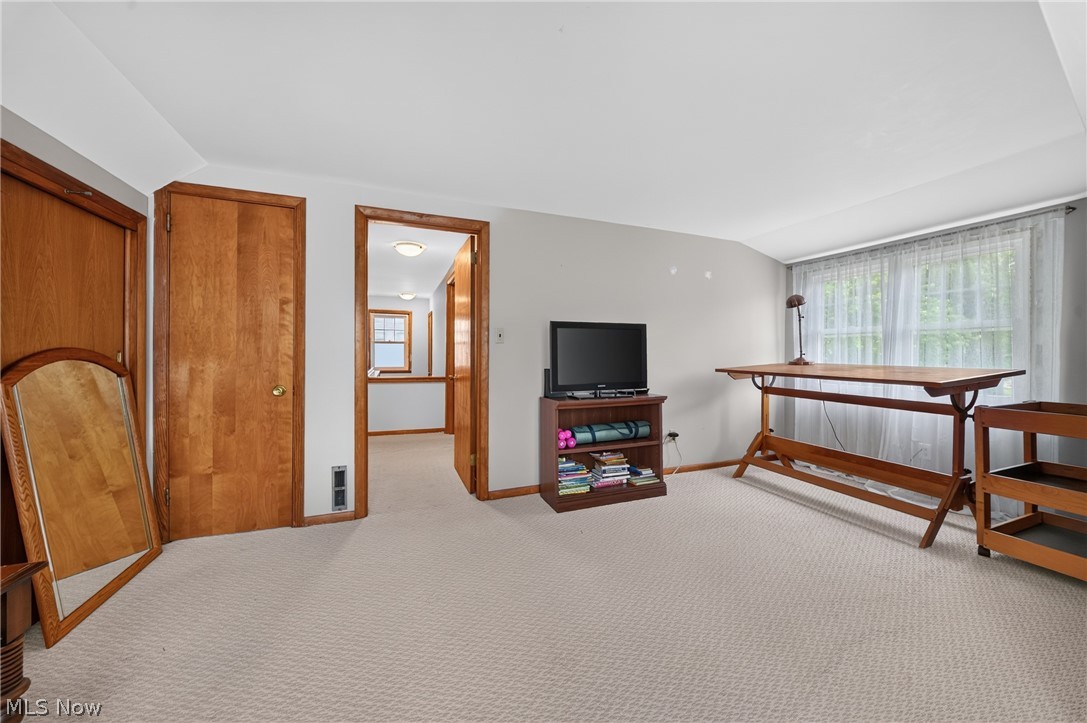 880 Sandusky Street Conneaut OH 44030