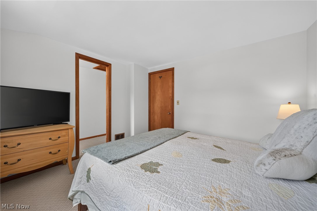 880 Sandusky Street Conneaut OH 44030