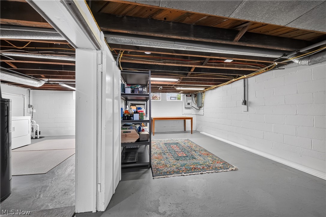 880 Sandusky Street Conneaut OH 44030