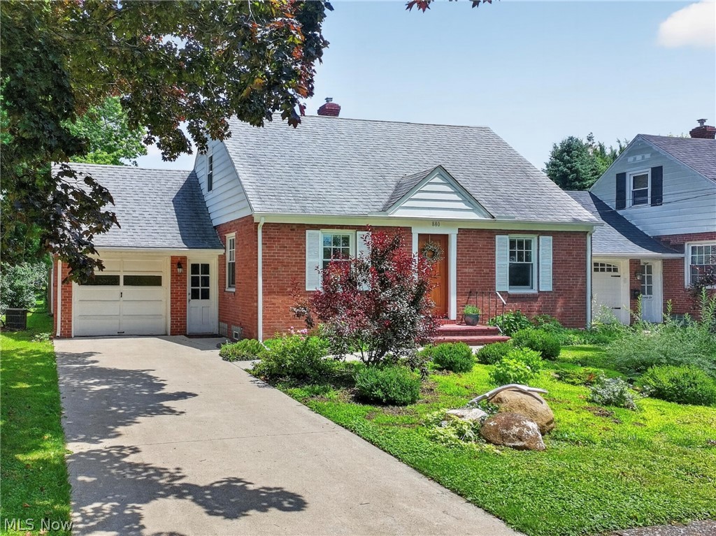 880 Sandusky Street Conneaut OH 44030