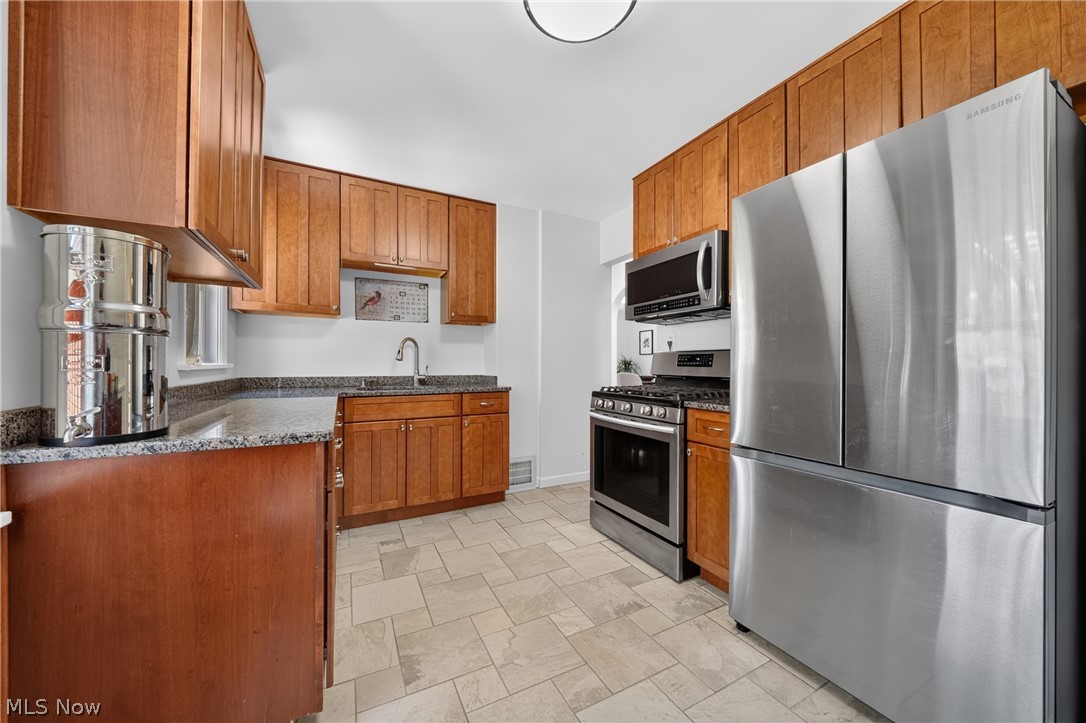 880 Sandusky Street Conneaut OH 44030