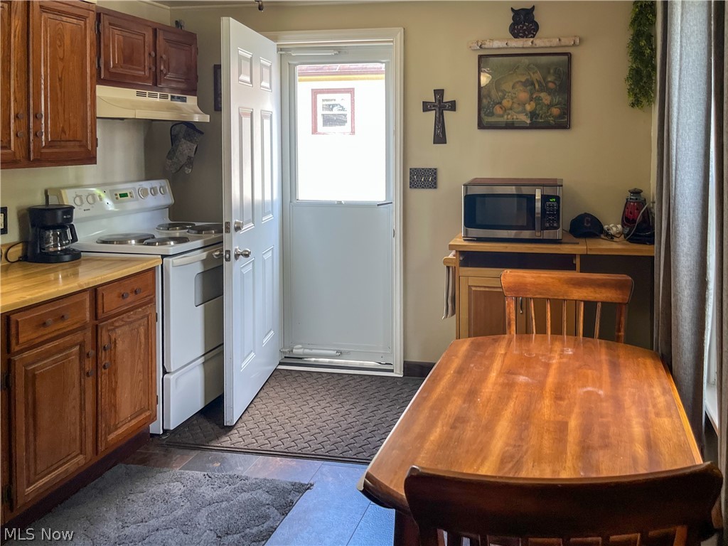 54 Poplar Avenue Niles OH 44446