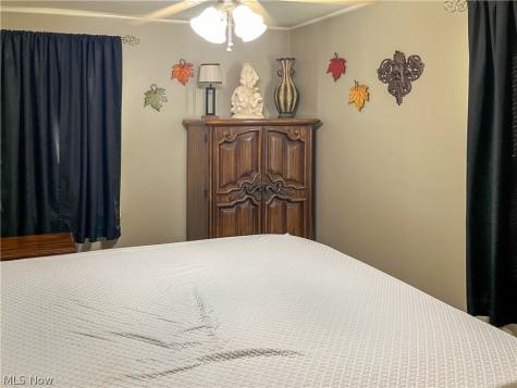 54 Poplar Avenue Niles OH 44446