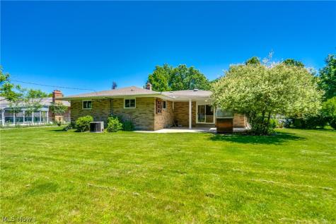 9942 Vista Drive North Royalton OH 44133