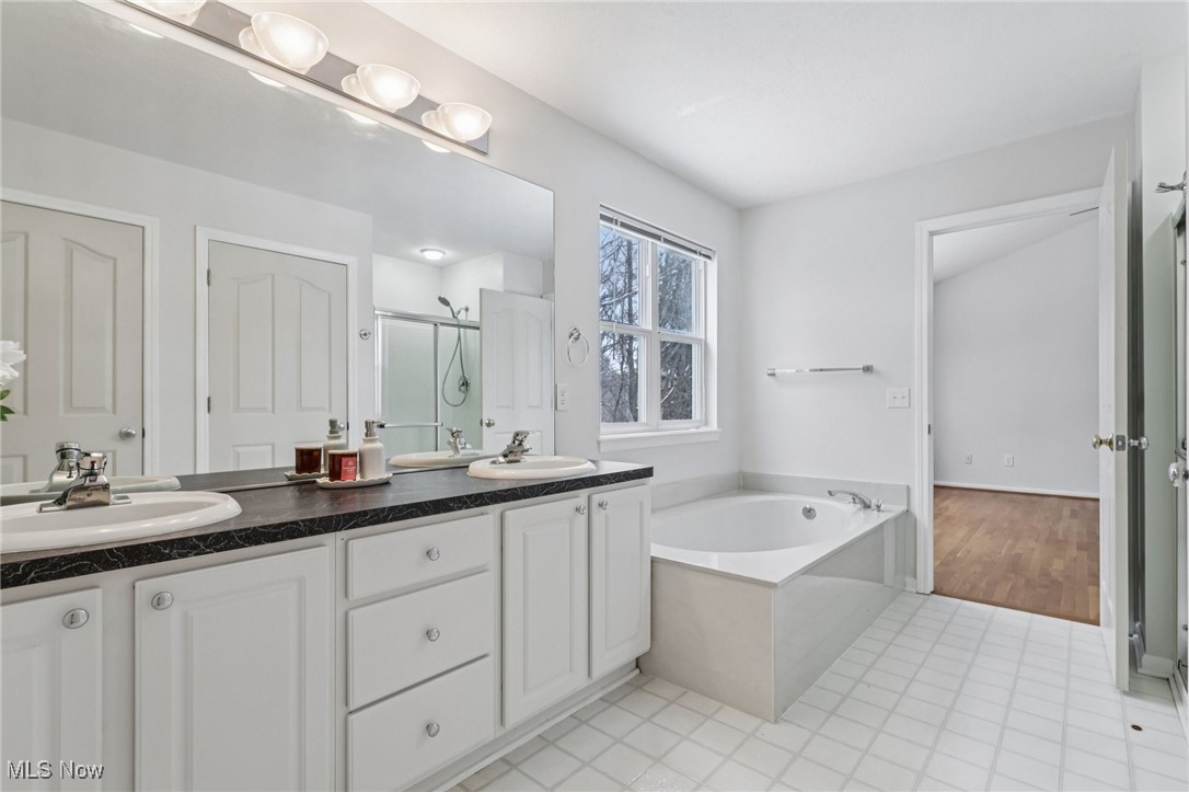 8683 Pine Creek Lane Northfield OH 44067