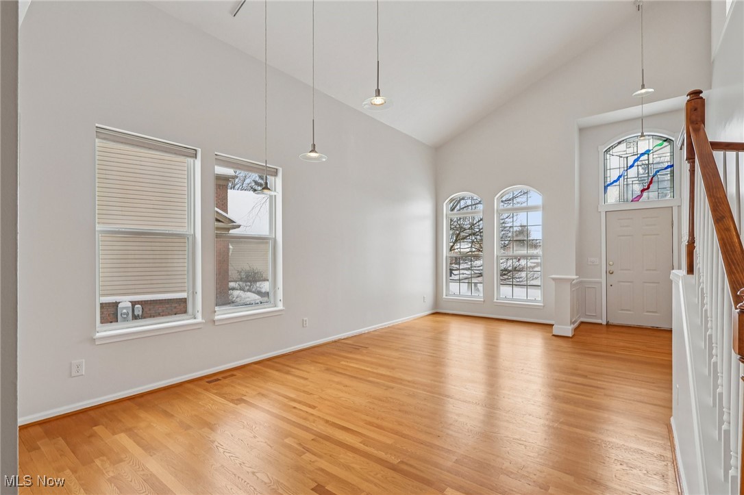 8683 Pine Creek Lane Northfield OH 44067