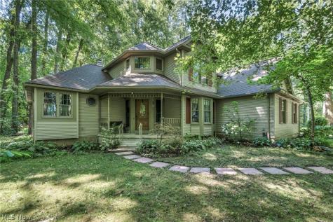 9716 N Avon Belden Road Grafton OH 44044