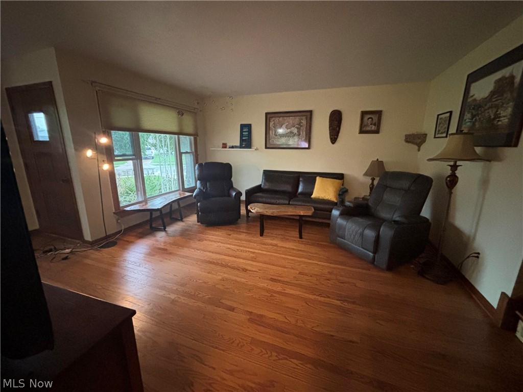 19202 Davinwood Drive Cleveland OH 44135