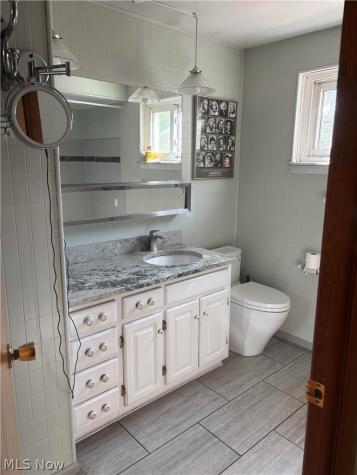 19202 Davinwood Drive Cleveland OH 44135