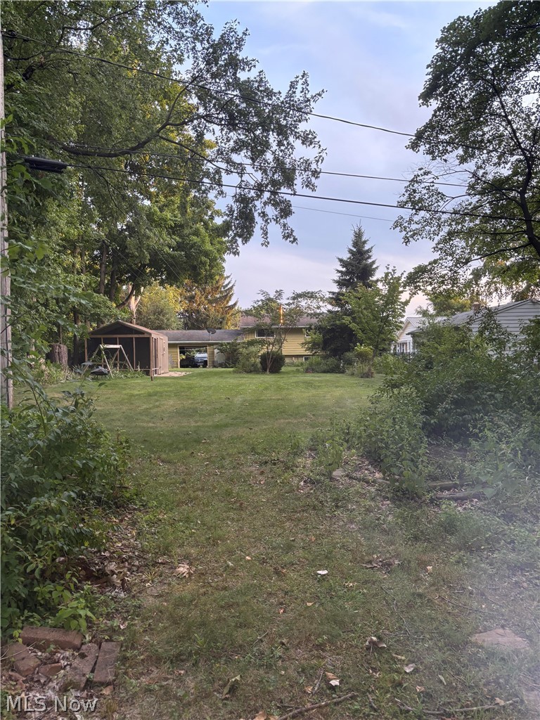 19202 Davinwood Drive Cleveland OH 44135