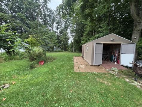 19202 Davinwood Drive Cleveland OH 44135