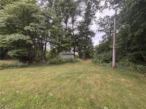 19202 Davinwood Drive Cleveland OH 44135