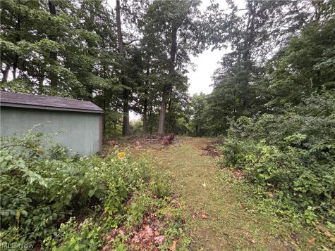 19202 Davinwood Drive Cleveland OH 44135