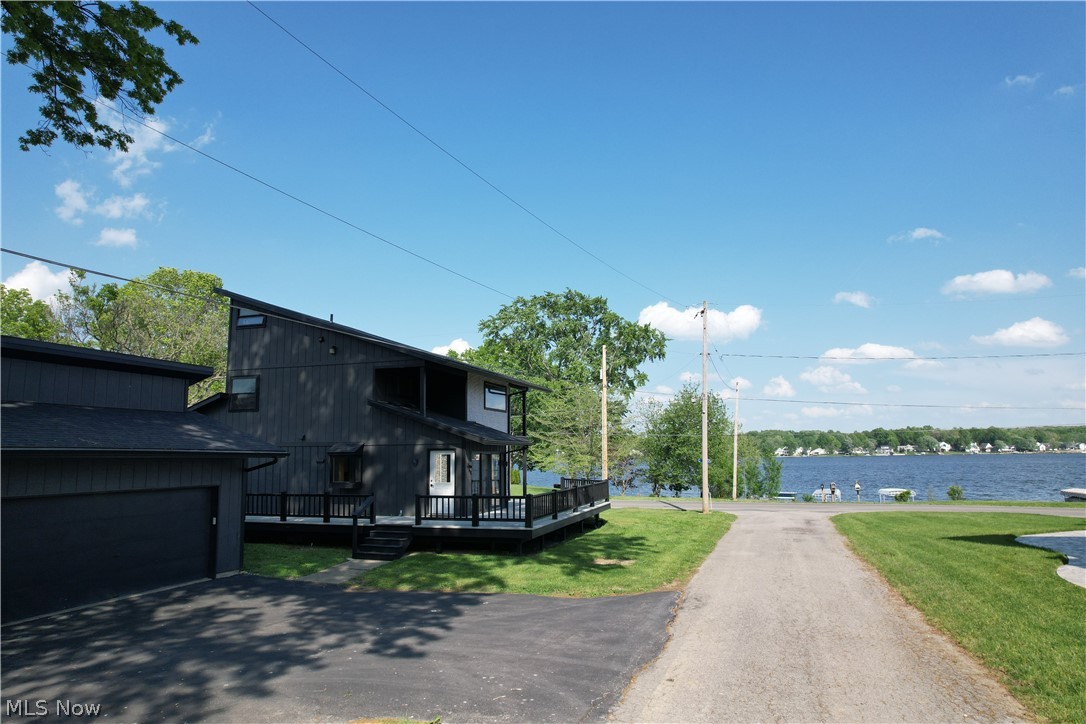 1652 Jersey Street Lake Milton OH 44429