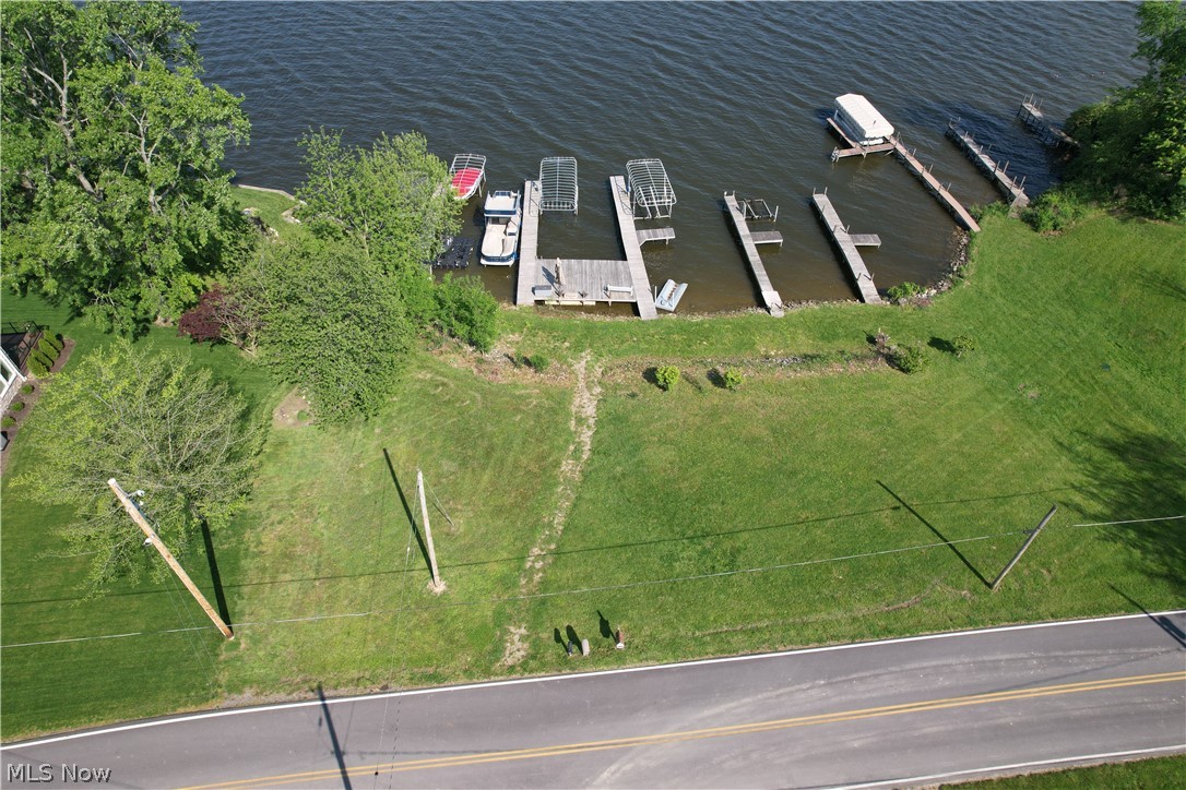 1652 Jersey Street Lake Milton OH 44429