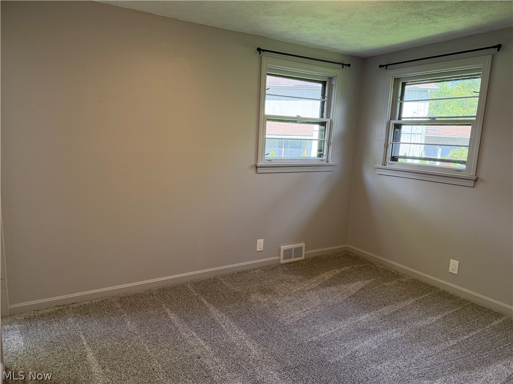 1652 Jersey Street Lake Milton OH 44429
