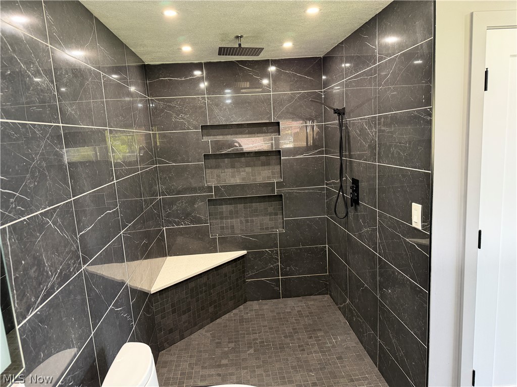 1652 Jersey Street Lake Milton OH 44429