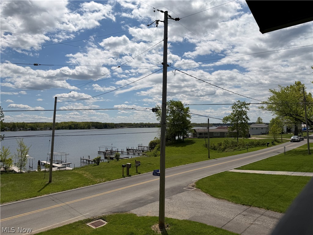 1652 Jersey Street Lake Milton OH 44429