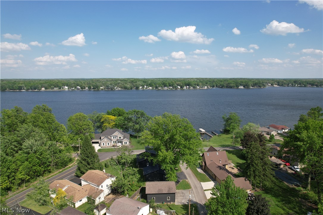 1652 Jersey Street Lake Milton OH 44429