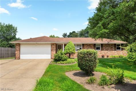 5411 Clay Street Louisville OH 44641