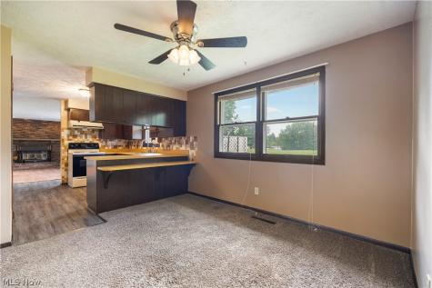 5411 Clay Street Louisville OH 44641