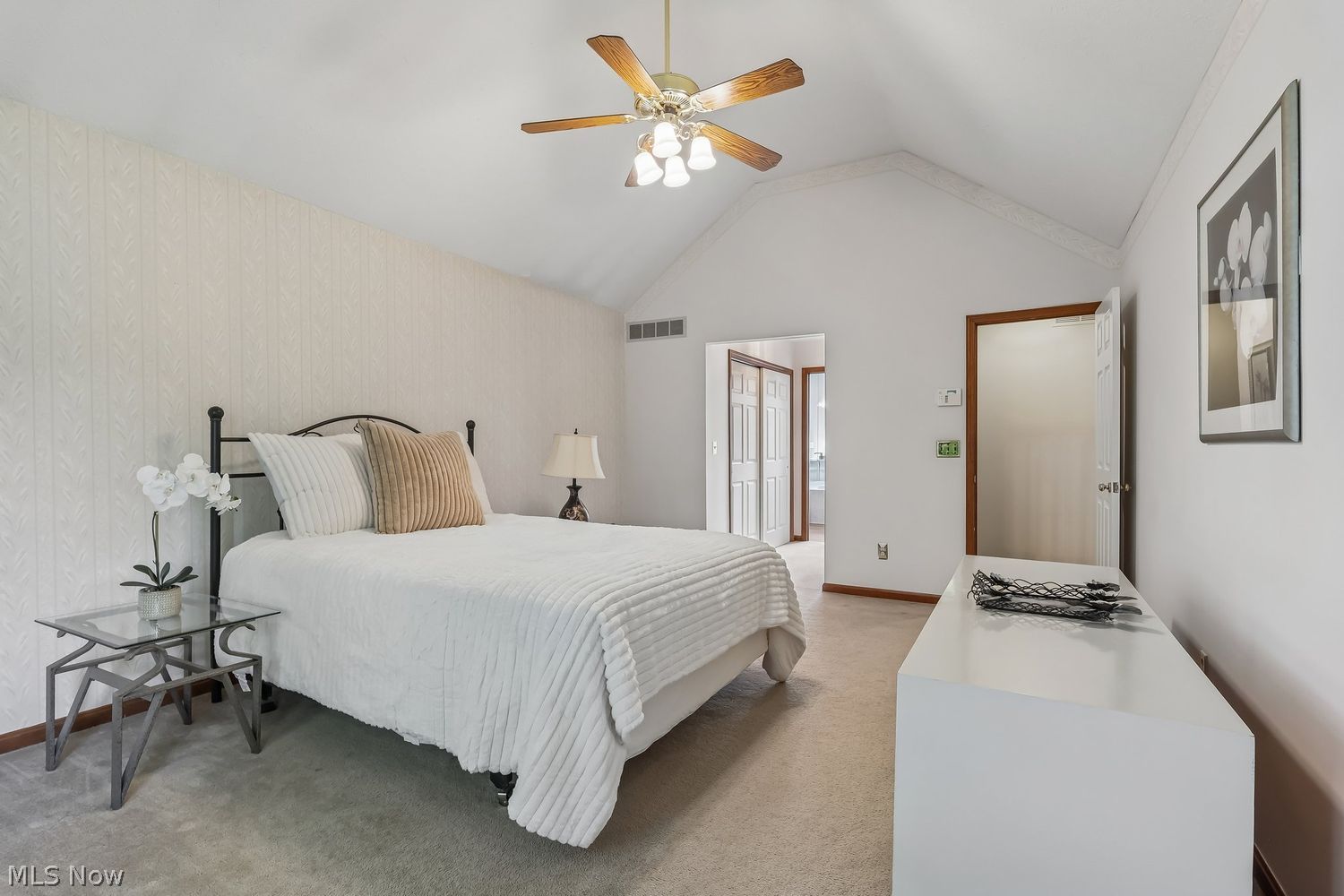 9691 River Oaks Drive North Royalton OH 44133