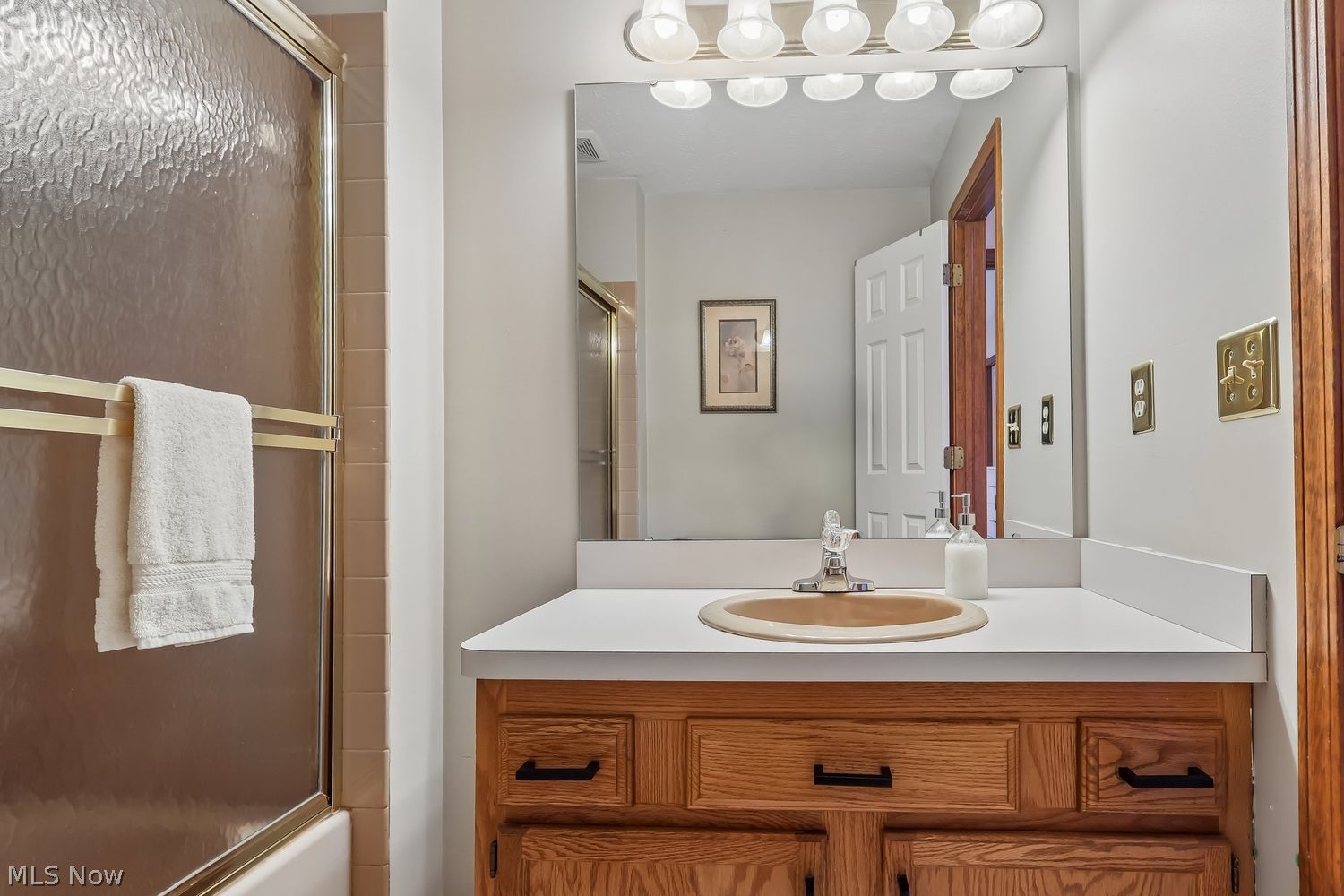 9691 River Oaks Drive North Royalton OH 44133