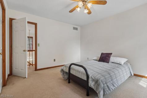 9691 River Oaks Drive North Royalton OH 44133