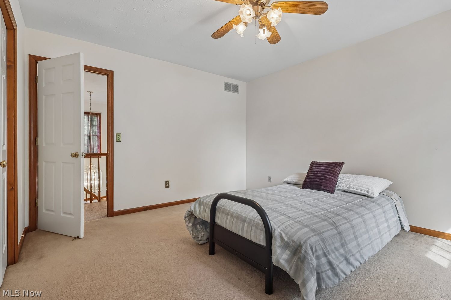9691 River Oaks Drive North Royalton OH 44133