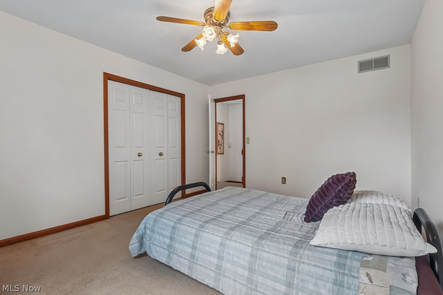 9691 River Oaks Drive North Royalton OH 44133