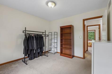 9691 River Oaks Drive North Royalton OH 44133