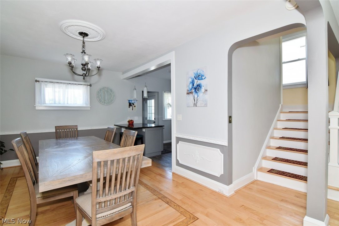 1190 Gladys Avenue Lakewood OH 44107