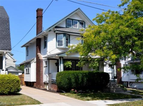 1190 Gladys Avenue Lakewood OH 44107