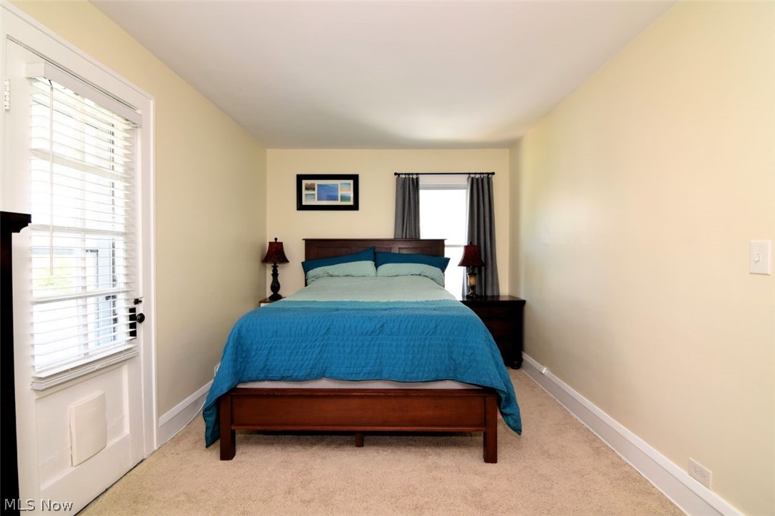1190 Gladys Avenue Lakewood OH 44107